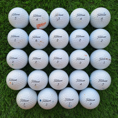 24 Bolas de golf Titleist ProV1