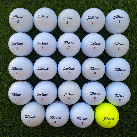 24 Bolas de golf Titleist mixtas
