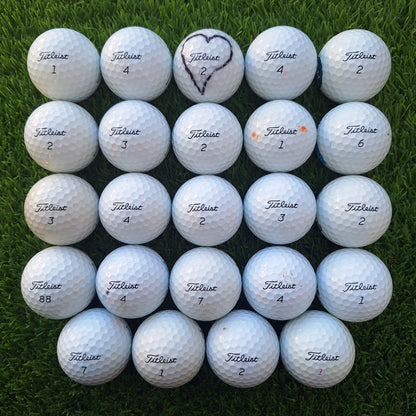 24 Bolas de golf Titleist ProV1