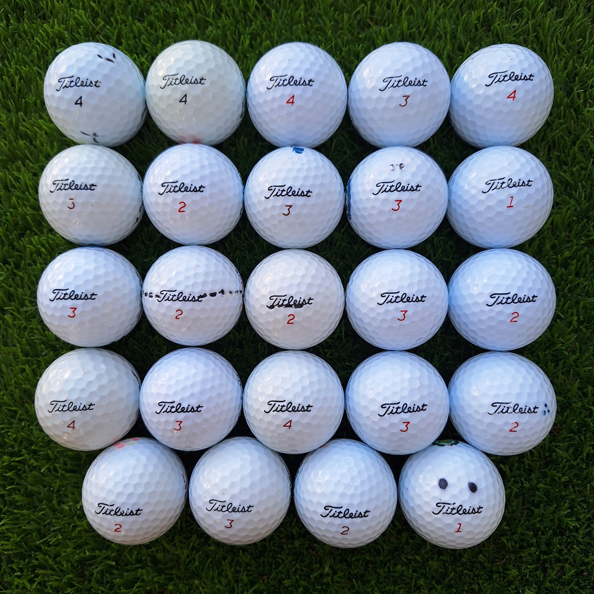 24 Bolas de golf Titleist mixtas