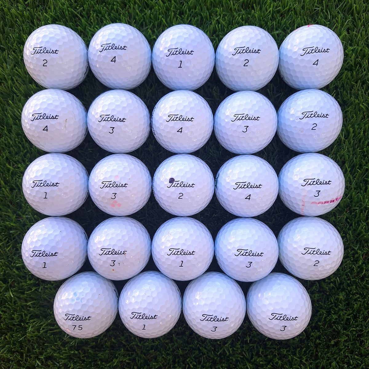 24 Bolas de golf Titleist ProV1