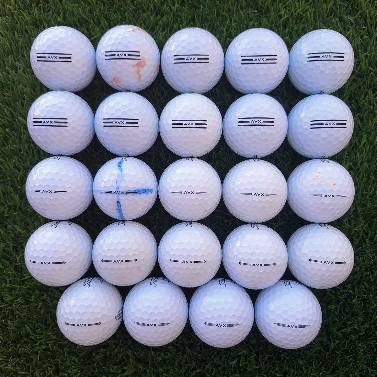 24 Bolas de golf Titleist AVX