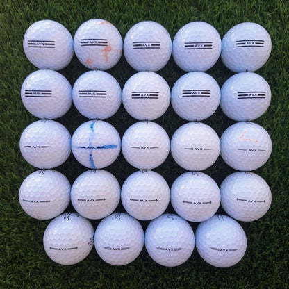 24 Bolas de golf Titleist AVX