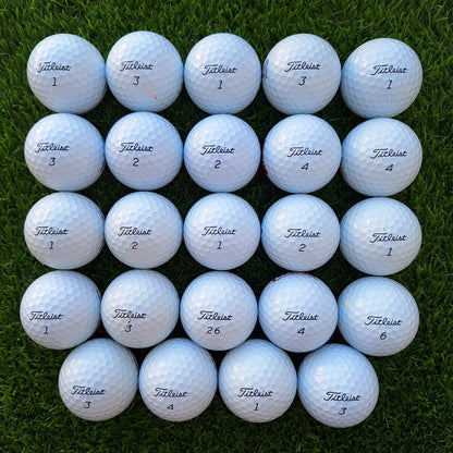 24 Bolas de golf Titleist ProV1