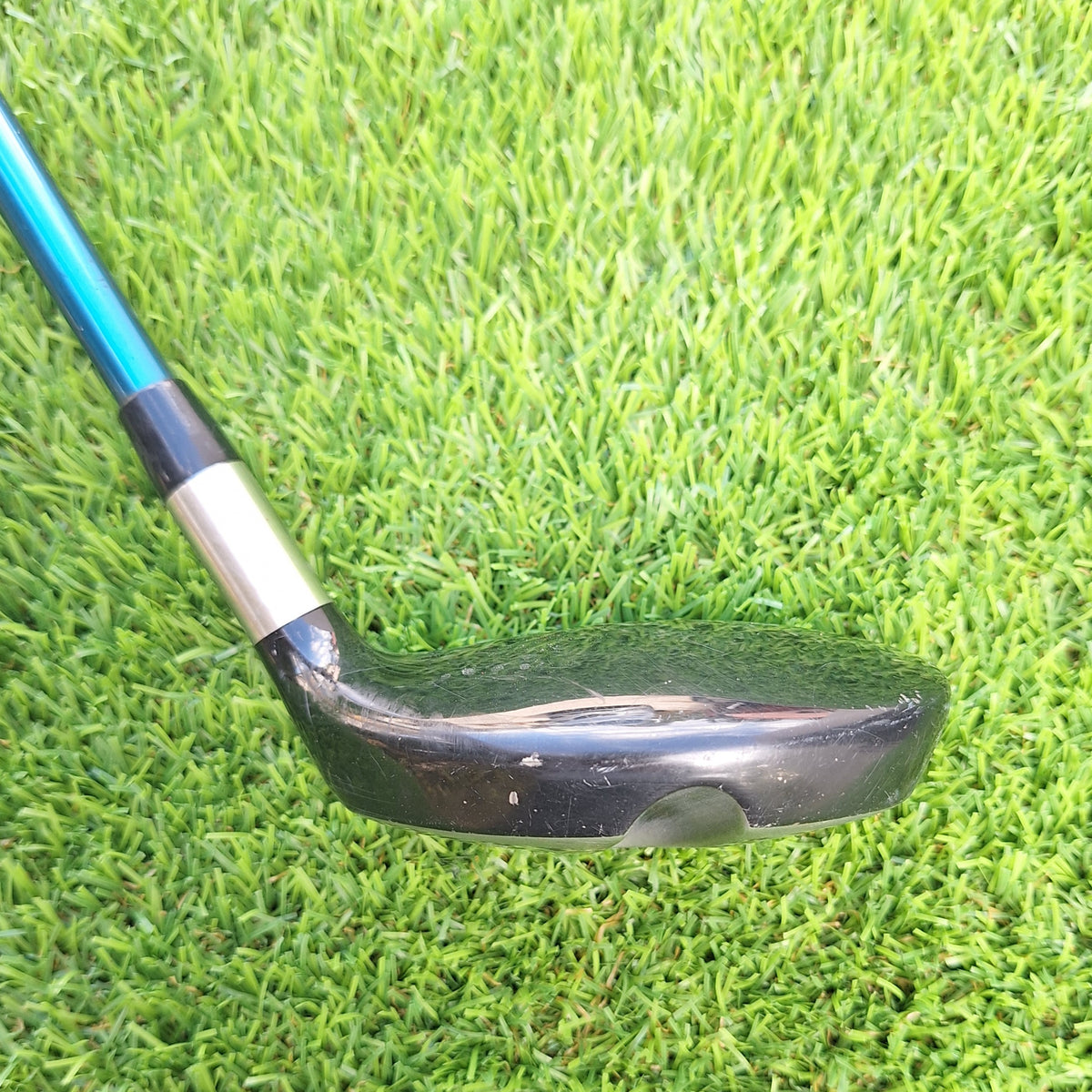 Palo de golf Híbrido 3 22º Bridgestone J36