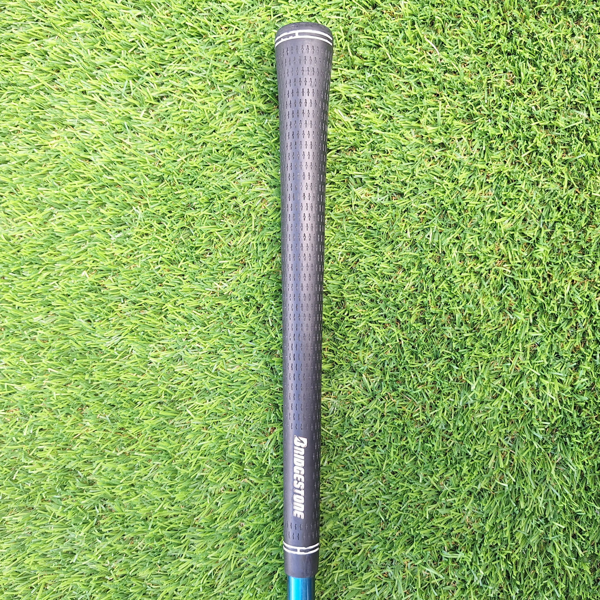 Palo de golf Híbrido 3 22º Bridgestone J36