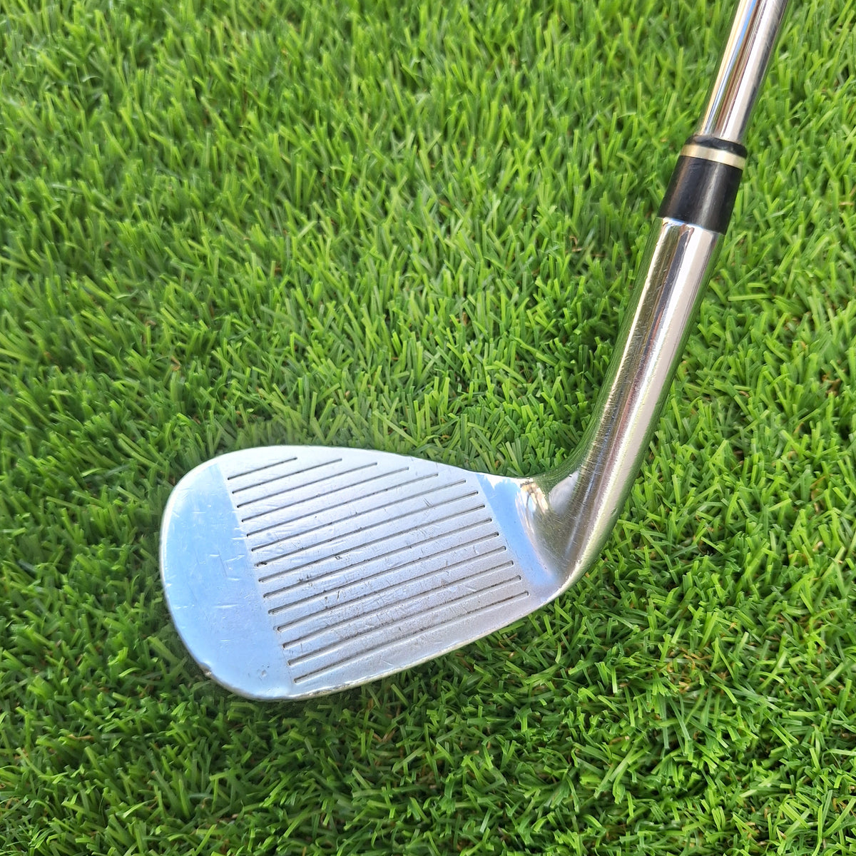 Palo de golf Sand Wedge Wilson Staff Fw6