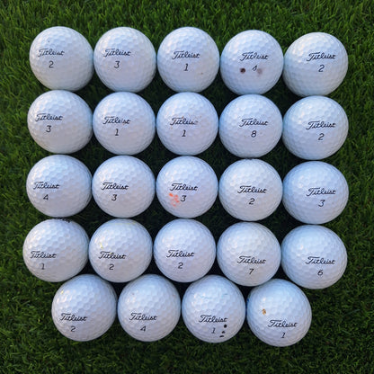 24 Bolas de golf Titleist ProV1