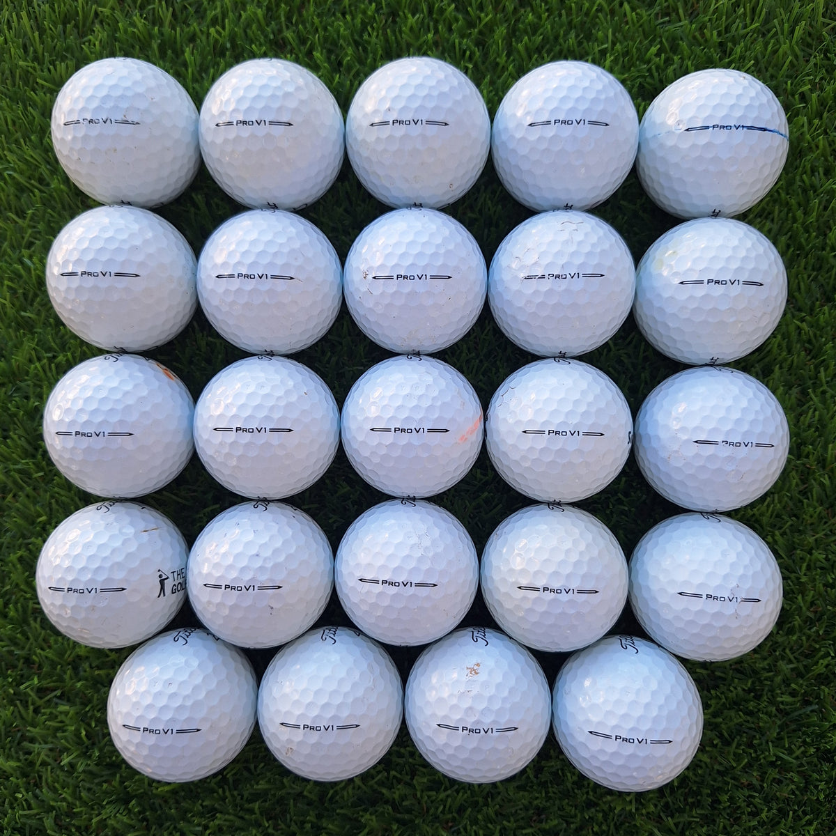 24 Bolas de golf Titleist ProV1