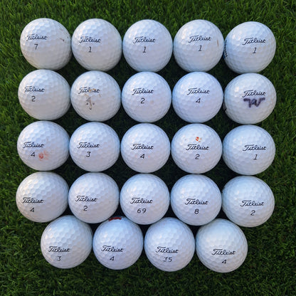 24 Bolas de golf Titleist ProV1