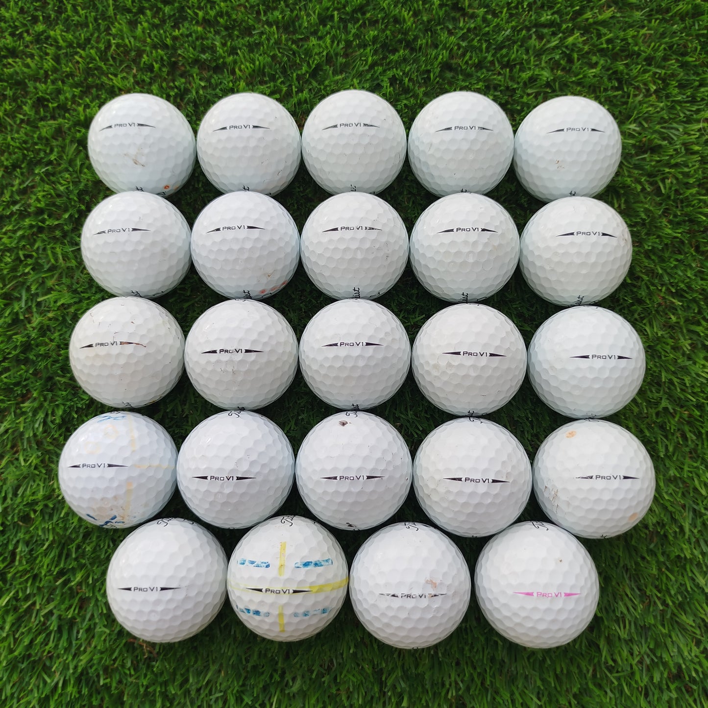 24 Bolas de golf Titleist ProV1