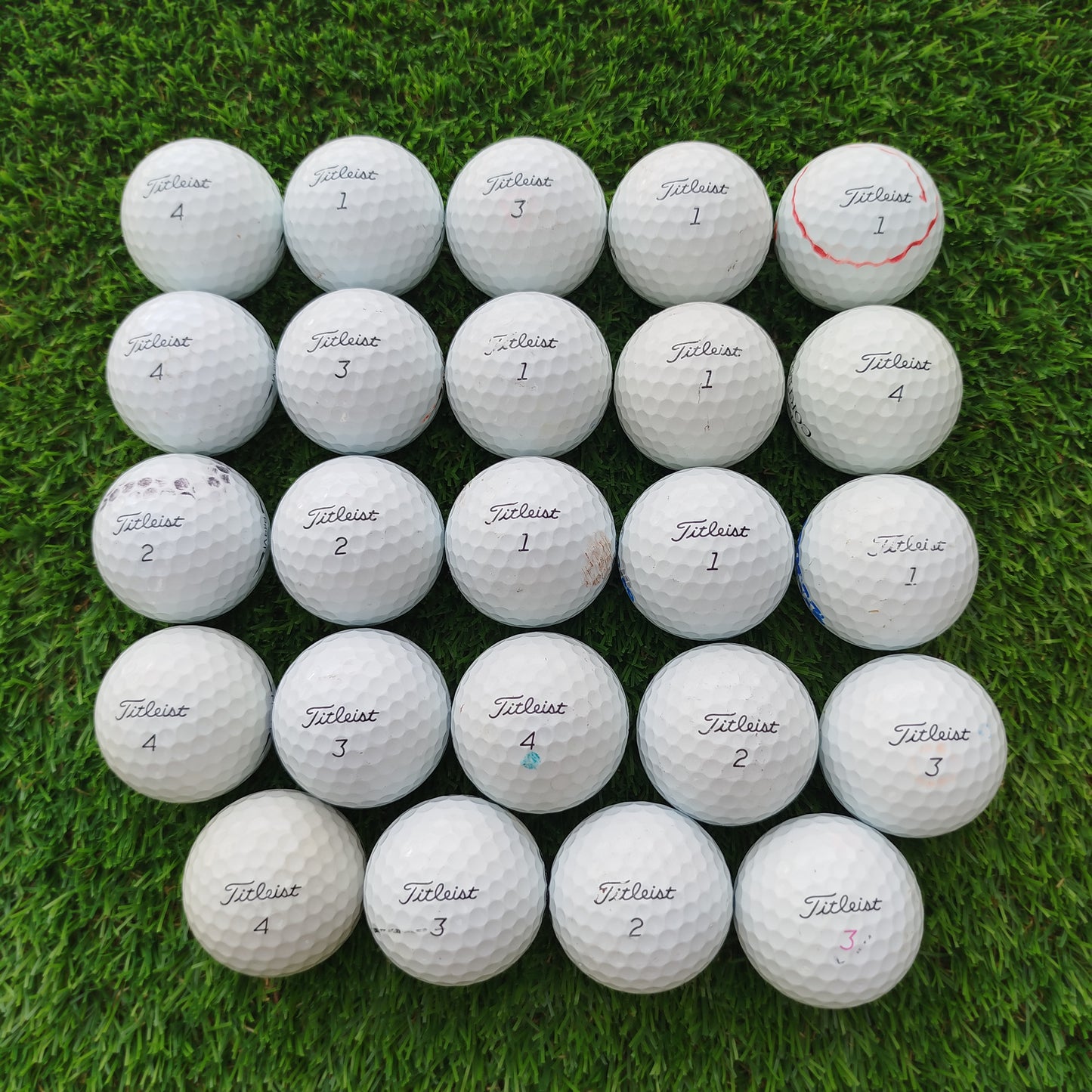 24 Bolas de golf Titleist ProV1