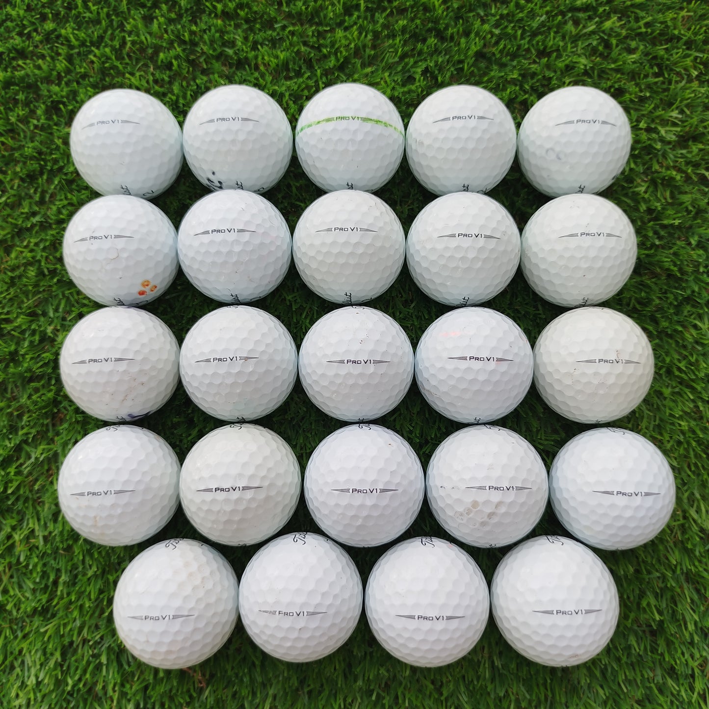 24 Bolas de golf Titleist ProV1