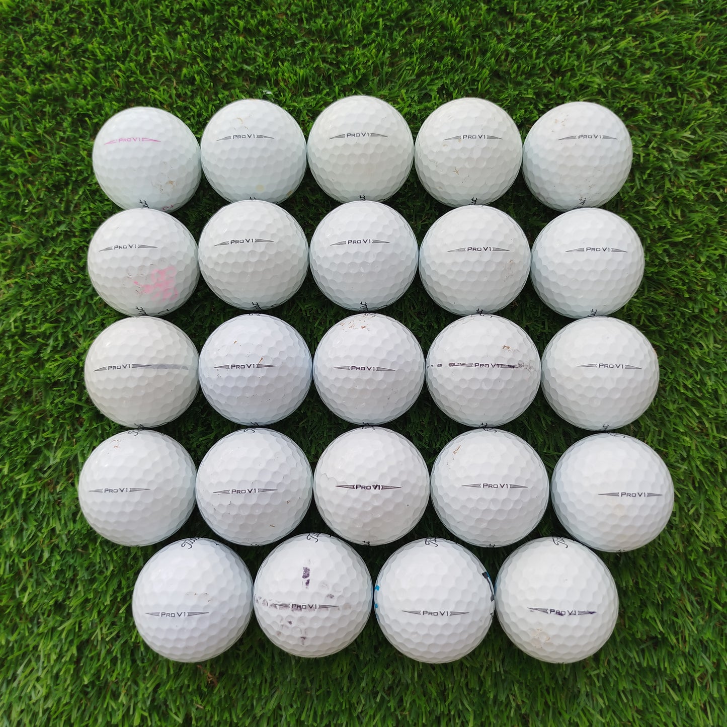 24 Bolas de golf Titleist ProV1