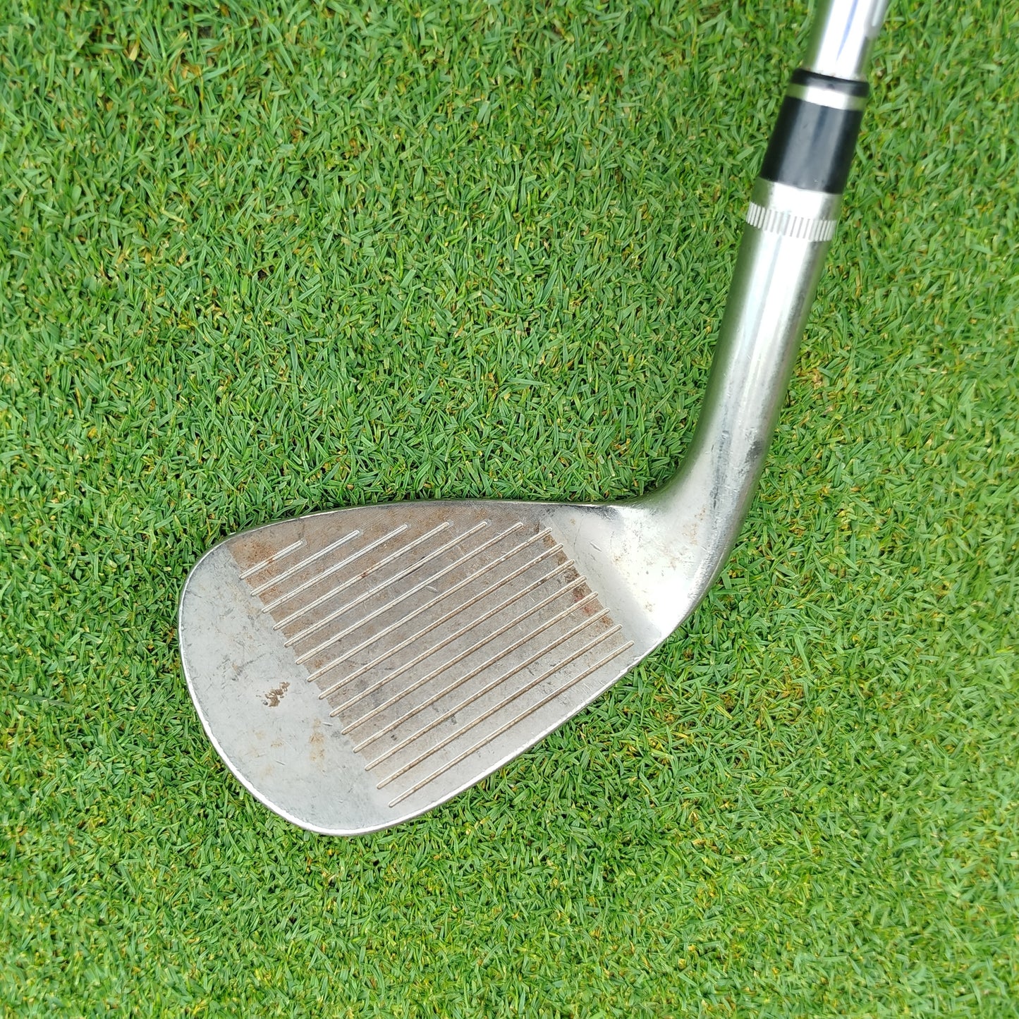 Palo de golf Wedge 54° Wilson Staff FG Tour