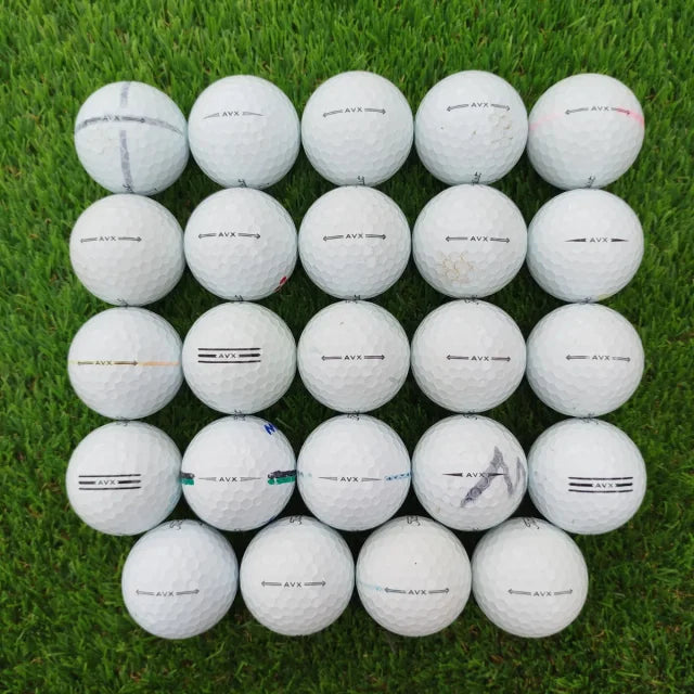 24 Bolas de golf Titleist AVX