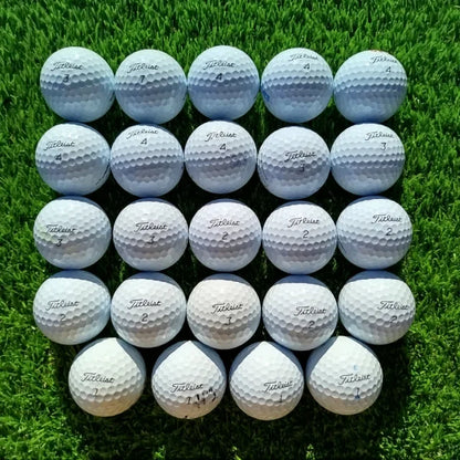 24 Bolas de golf Titleist ProV1