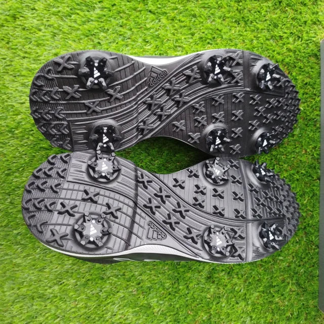 Zapatos de golf negros Adidas Talla 40.5