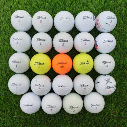 24 Bolas de golf Titleist mixtas
